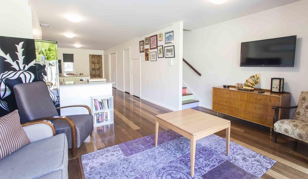 One Of A Kind Apartments Kanberra Oda fotoğraf